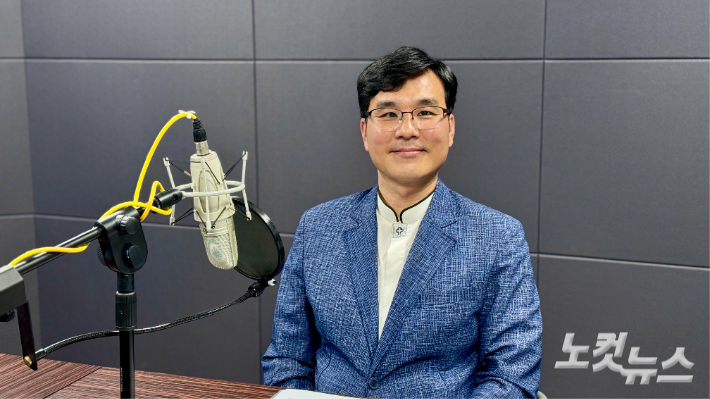 속초 더함교회 최만석 목사는 "처음 교회를 찾는 농인들이 존중과 사랑받는 것은 물론 농인과 청인이 함께 하나님 나라를 세워가는 계기가 되길 기대한다"고 전했다. 최진성 아나운서