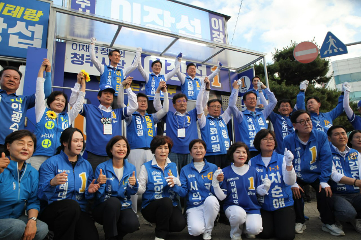 충북 여야 막판 총력전…"정부와 호흡"VS"중단 없는 발전"