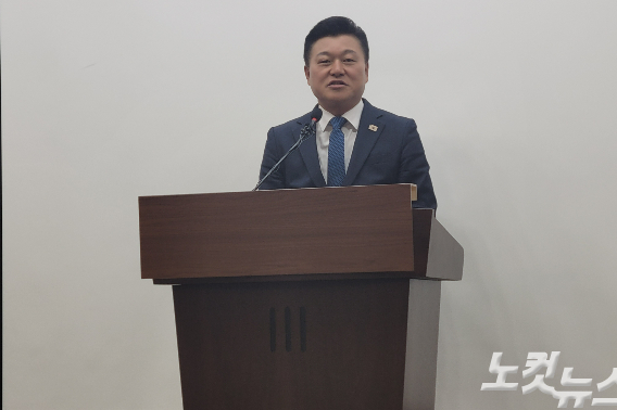 민주당 신용한 충청북도지사 당선인. 박현호 기자