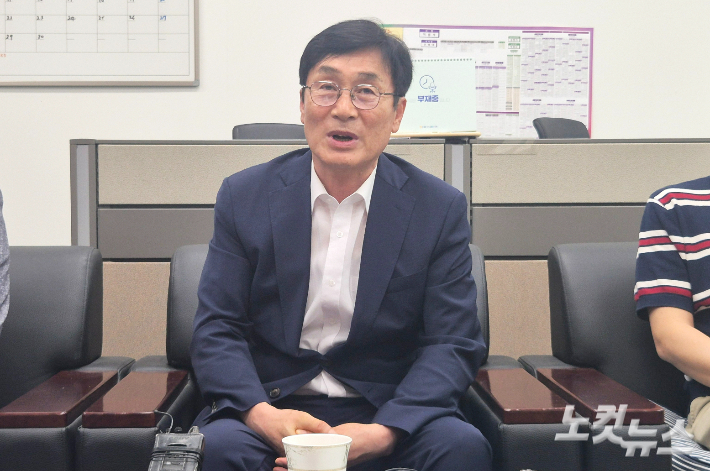 민주당 이장섭 청주시장 당선인. 최범규 기자