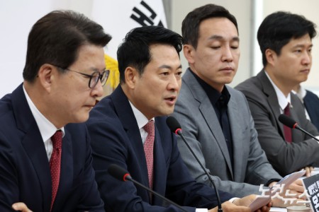 투표용지 부족 사태 관련 발언하는 장동혁 대표