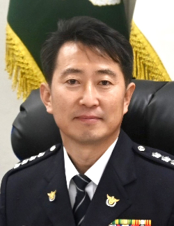 정홍선 서장. 포항남부경찰서 제공