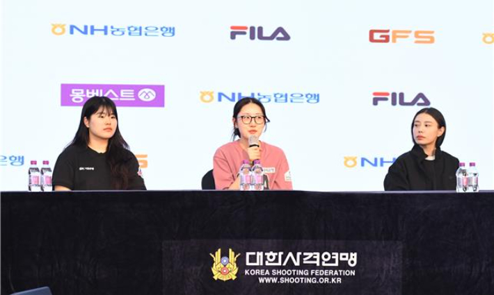 기자회견에 참석한 오예진, 양지인, 김예지(사진 왼쪽부터). 대한사격연맹 제공