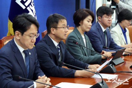 원내대책회의 주재하는 한병도