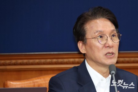 모두발언하는 김민석 총리