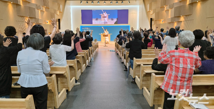 초읍교회, '부산CBS와 함께하는 여니엘 찬양&간증 집회' 성황리 개최