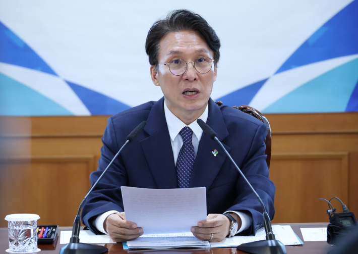 청년정책 관계장관 회의 주재하는 김민석 국무총리. 연합뉴스