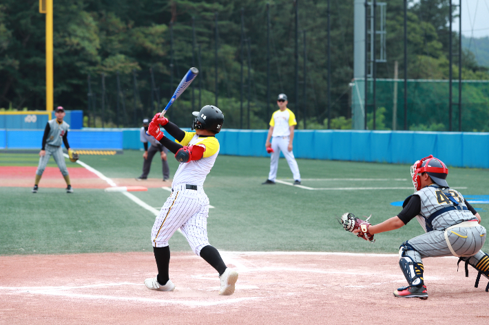 지난해 열린 U-12 전국 유소년 야구대회 경기 모습. 울진군 제공