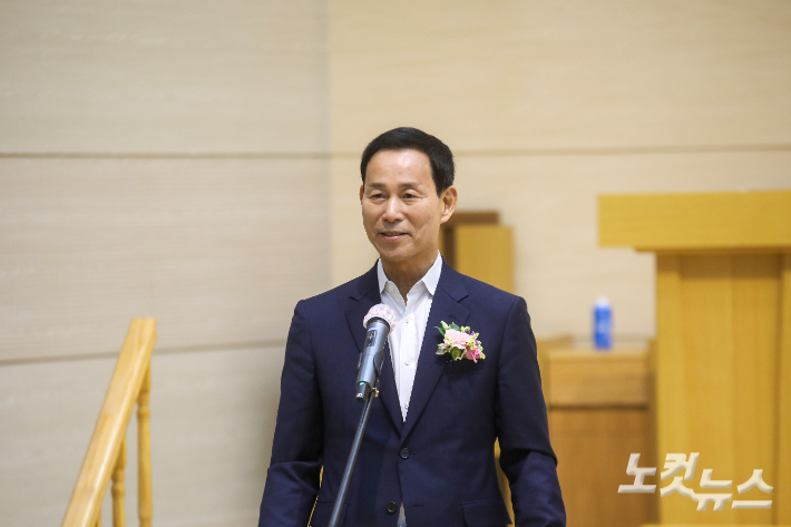 최정호 익산시장 당선인이 감사 인사를 전하고 있다. 최화랑 기자