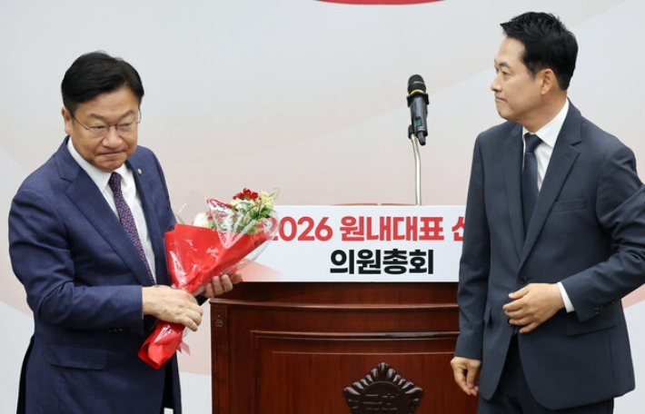 [칼럼]'무생물 정당' 국민의힘이 살 길