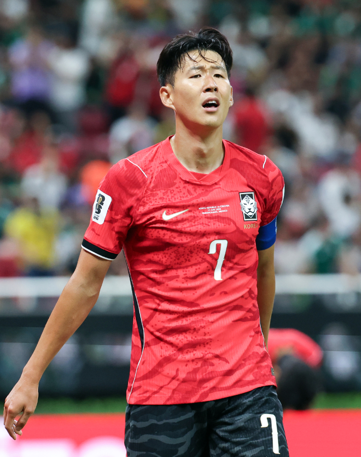 손흥민 '아쉬워'. 연합뉴스