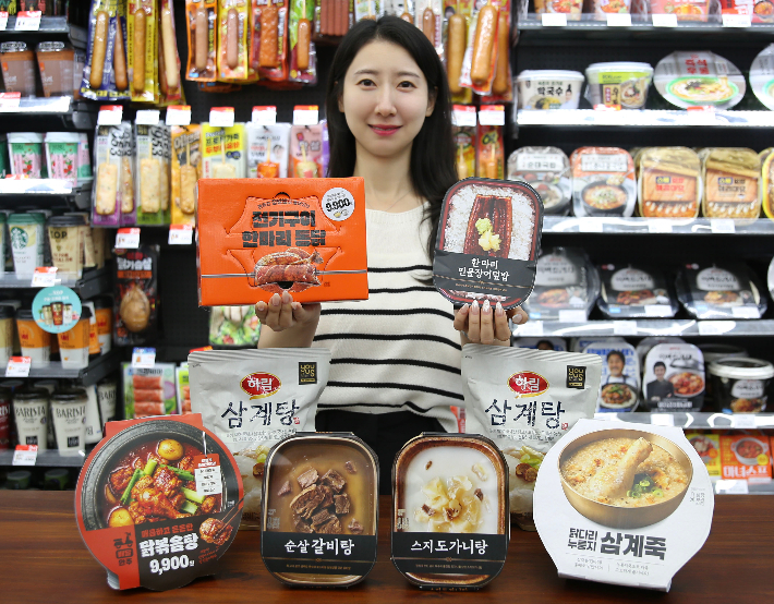 GS25가 복날을 한 달여 앞두고 선보인 보양식 상품. GS리테일 제공