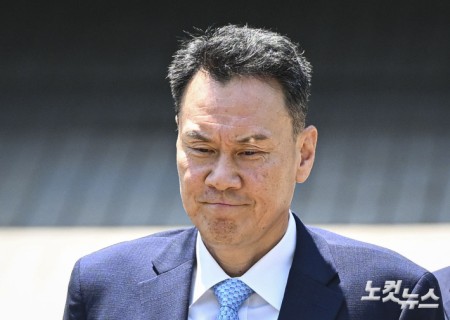 영장심사 마친 김명수 전 합참의장