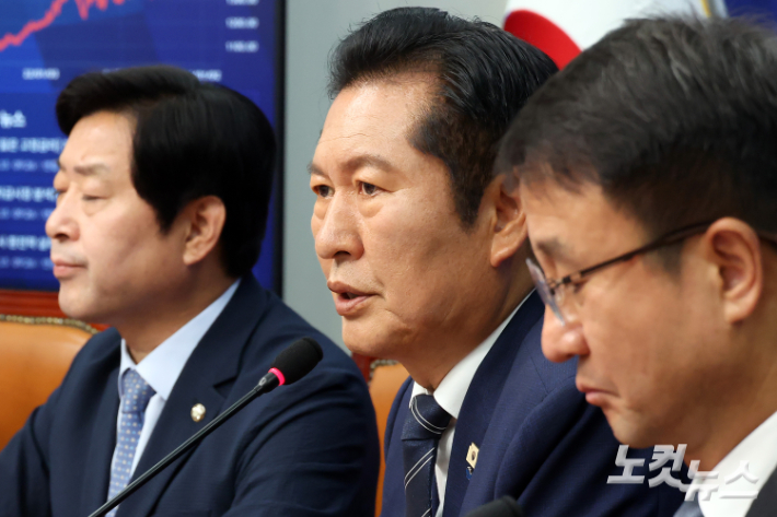 윤창원 기자