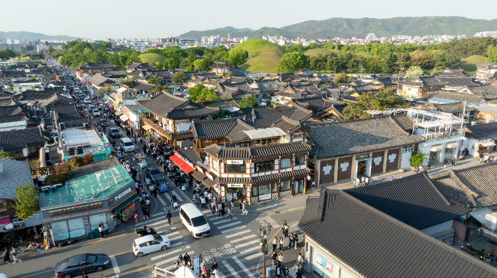 경주 황리단길 전경. 경주시 제공 