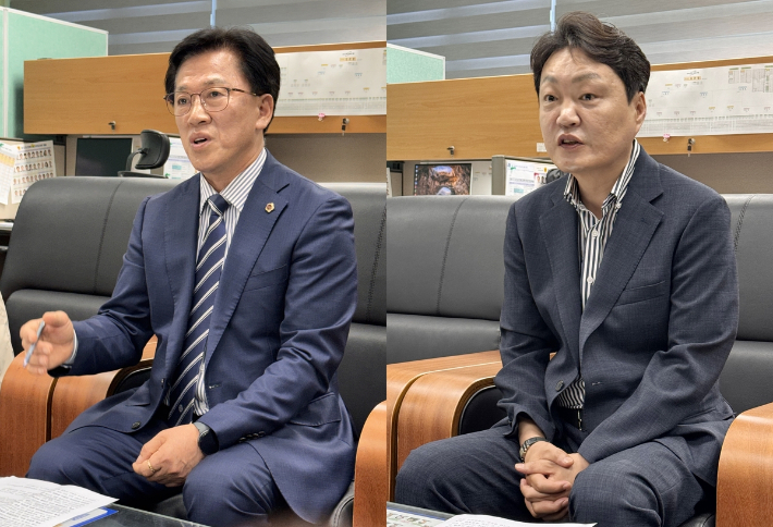 제13대 전북도의회 전반기 도의장에 출마하는 이명연, 김대중 도의원(왼쪽부터). 연합뉴스
