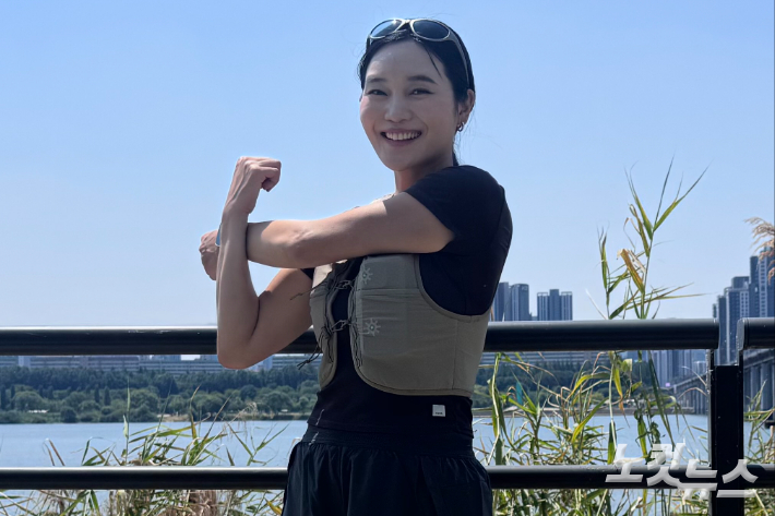 인터뷰 중인 안정은 고수. 이우섭 기자