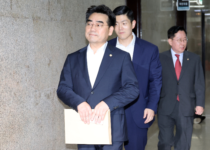  국민의힘 소장파 '대안과 미래' 소속인 이성권 의원이 다음달 국민의힘 부산시당위원장 임기를 시작한다. 연합뉴스
