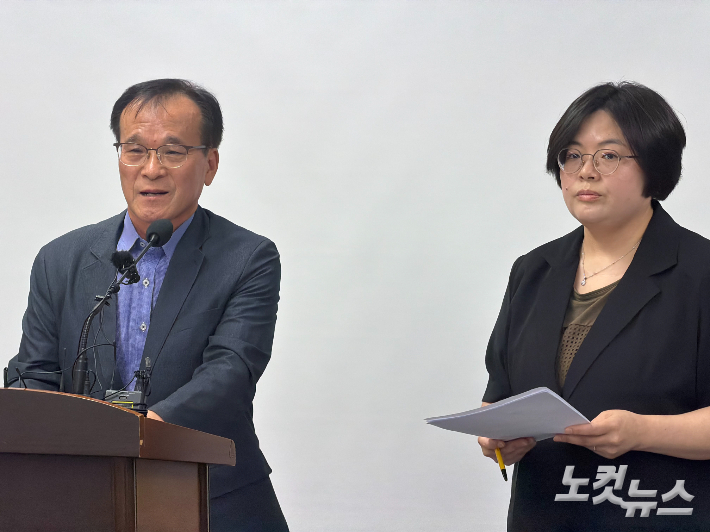 '시민주권 열린 전주 위원회' 산하 재정혁신특별위원회 김갑용 위원장(사진 왼쪽)과 김성아 대변인. 남승현 기자