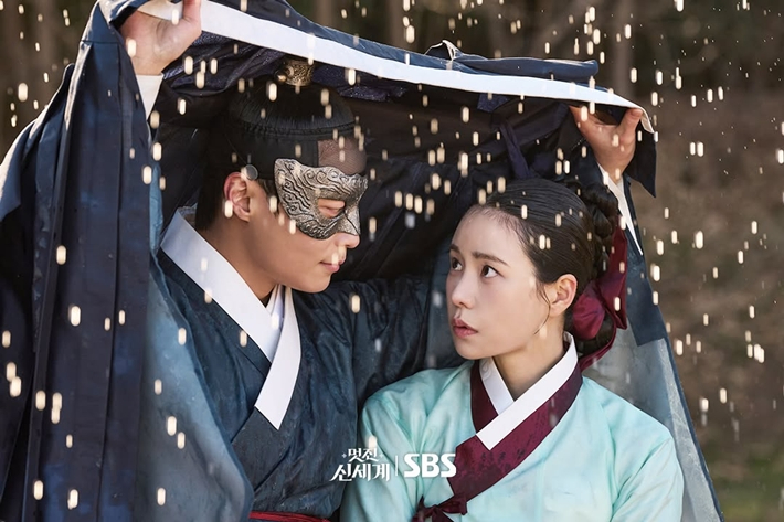 '멋진 신세계' 이현과 강단심. SBS '멋진 신세계' 제공