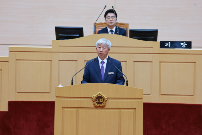전남도의회 박형대 의원(진보당·장흥 1)은 지난 19일 열린 제399회 임시회 제3차 본회의 5분 자유발언을 통해, 전남광주통합특별시 출범에 맞춰 '농어촌 기본소득' 전면 시행을 촉구했다. 전남도의회 제공