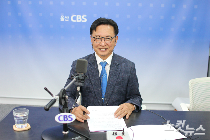 이동권 울산북구청장 당선인이 민선 9기 구정 운영 방향에 대해 설명하고 있다. 반웅규 기자