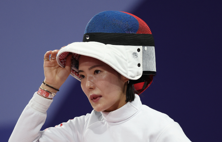 여자 에페 개인전 동메달을 획득한 송세라. 연합뉴스 