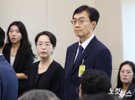 국회 출석한 민소영-오민석