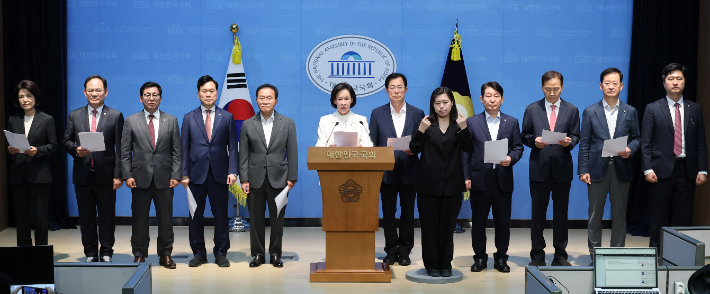 국힘 TK 의원들 "국가 반도체 산업, 정치 아닌 시장 경쟁력 따라야"