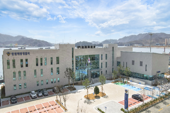 창원해경 제공
