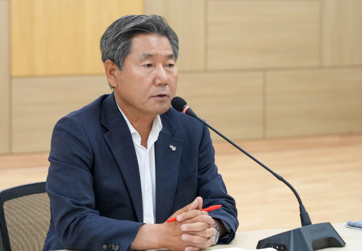 서흥원 강원 양구군수. 연합뉴스