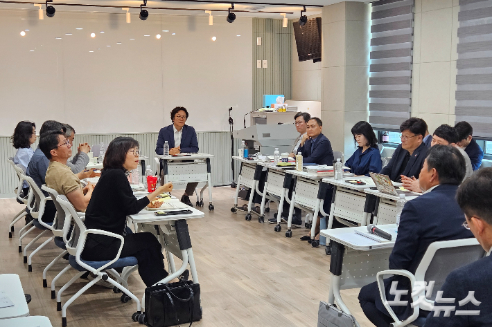 주민직선 제5기 강원특별자치도교육감직 인수위원회. 구본호 기자