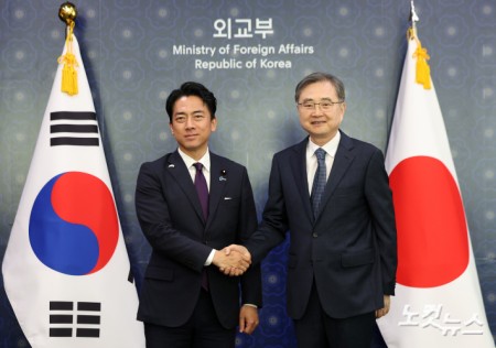 조현 외교부장관, 고이즈미 신지로 일본 방위대신 접견