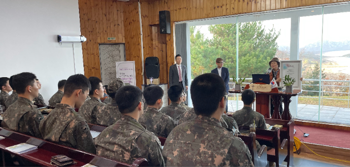 고성통일전망대교회 박근일 목사 사역 모습. 박근일 목사 제공