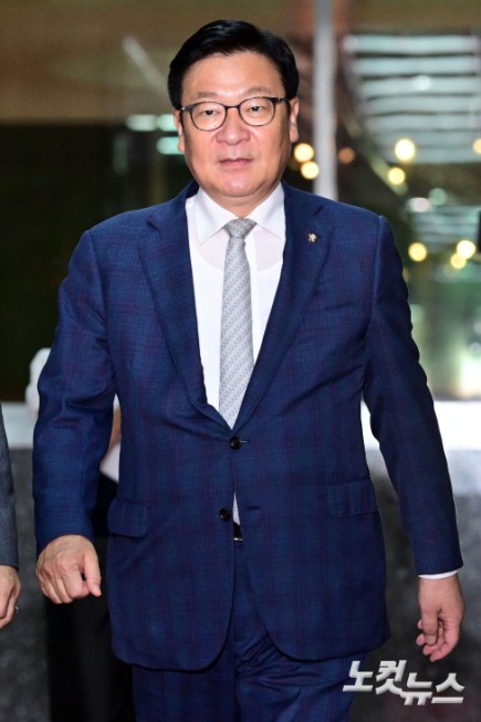 국회의장실로 향하는 정점식 원내대표
