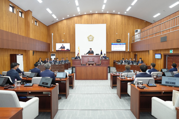 경주시의회 임시회. 경주시의회 제공
