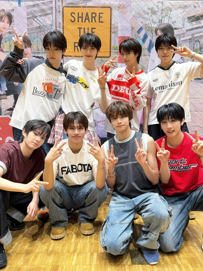 신인 보이그룹 유어즈. 피나클엔터테인먼트 제공