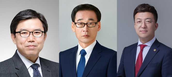 왼쪽부터 더불어민주당 이상식 충북도의원, 민주당 심기보 충북도의원, 국민의힘 이태훈 충북도의원. 충북도의회 제공