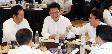 대화하는 정청래-송영길-김민석