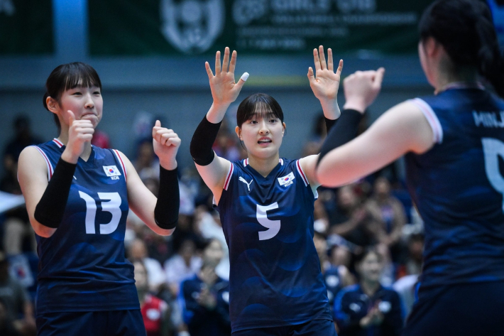 한국 여자 배구 U-18 대표팀. 아시아배구연맹 홈페이지 캡처 