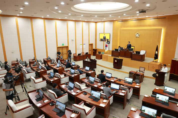 충주시의회 제공