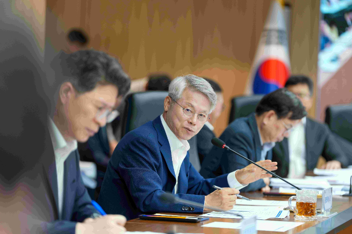 민형배 전남광주통합특별시장이 간부회의를 주재하고 있다. 전남광주통합특별시 제공