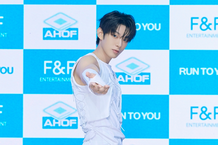 아홉 스티븐. F&F엔터테인먼트 제공
