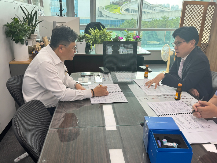 2027 충청 유니버시아드대회 조직위원회가 지난 7일 기획예산처을 방문해 예산 증액을 요청했다. 조직위 제공