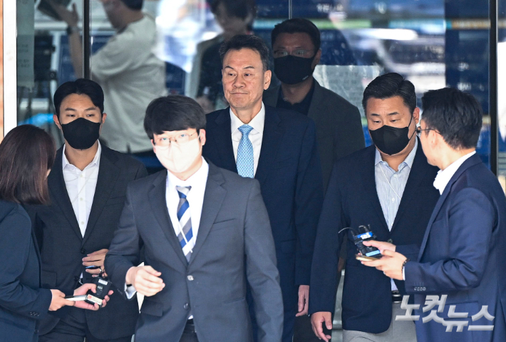내란중요임무종사 혐의를 받는 김명수 전 합동참모본부 의장. 류영주 기자