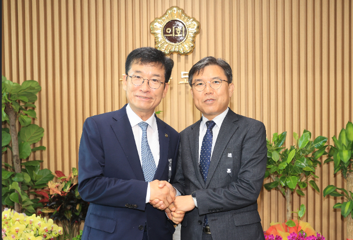 충북도의회 제공