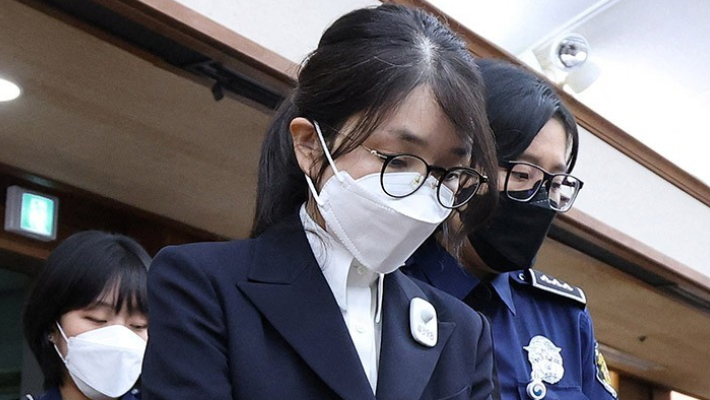 특검, 김건희 대법 선고 연기 신청…"尹 유죄 판결 반영해야"