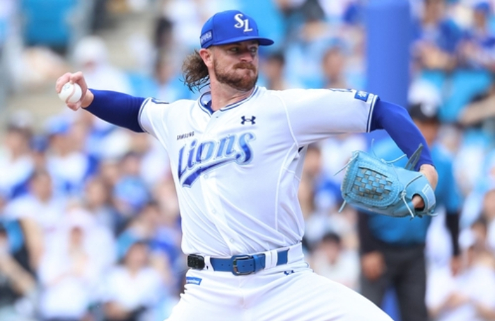 18일 KBO 리그 데뷔전에서 역투하는 삼성 우완 페덱. 삼성 라이온즈 