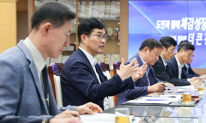 이원택 전북지사 "단식 투쟁 각오"...2차 공공기관 유치 배수진 - 뉴스 썸네일 이미지