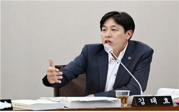 "고령 자영업자 부실 위험 커지는데...부산시 맞춤형 안전망은 없었다" - 뉴스 썸네일 이미지